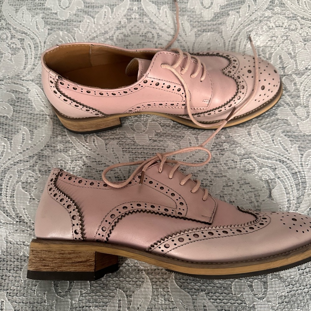 🌸 Blush Pink Wingtip Oxford Shoes – Women’s 6.5–7 - Picture 3 of 7